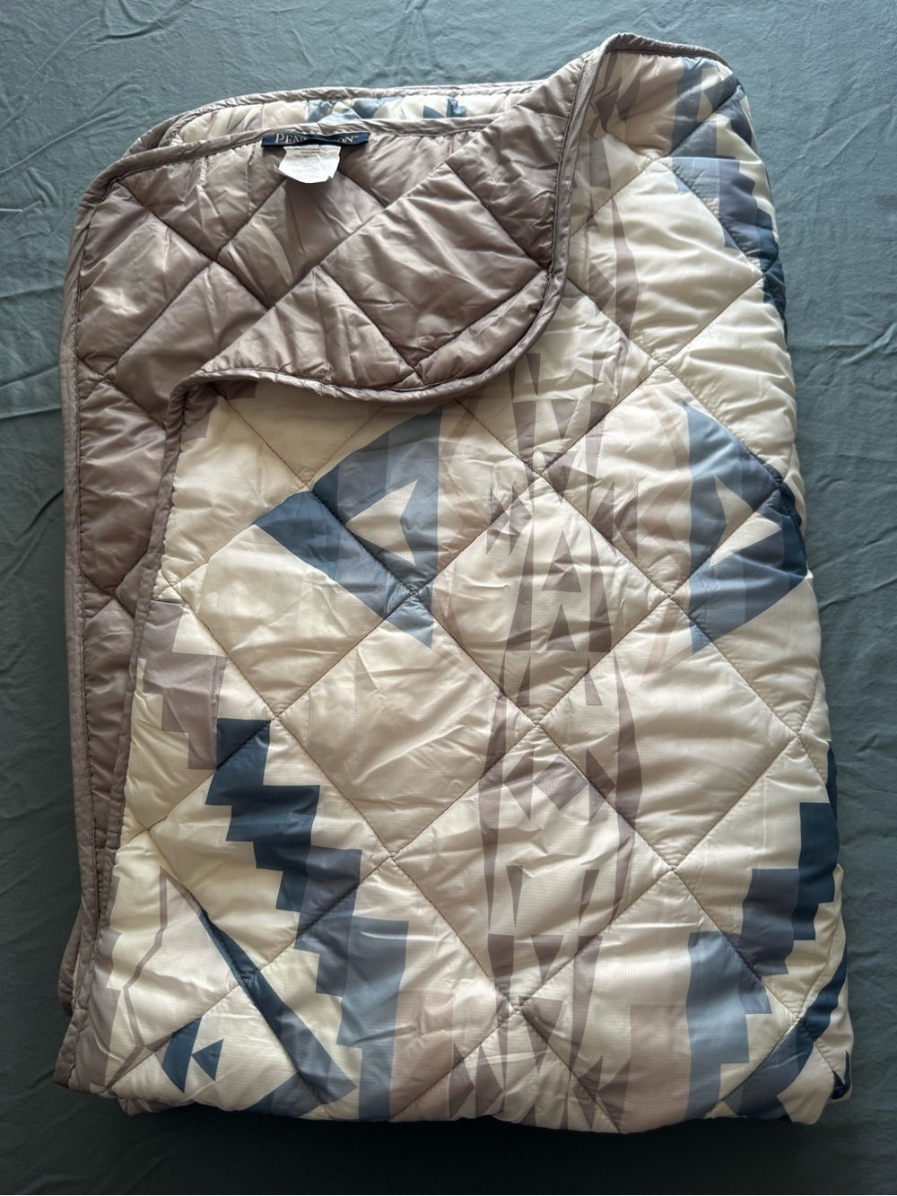Pendleton Packable Throw Quilt White Sands Aztec Neutral Pattern 50 x 70 W/ Bag - Picture 5 of 8